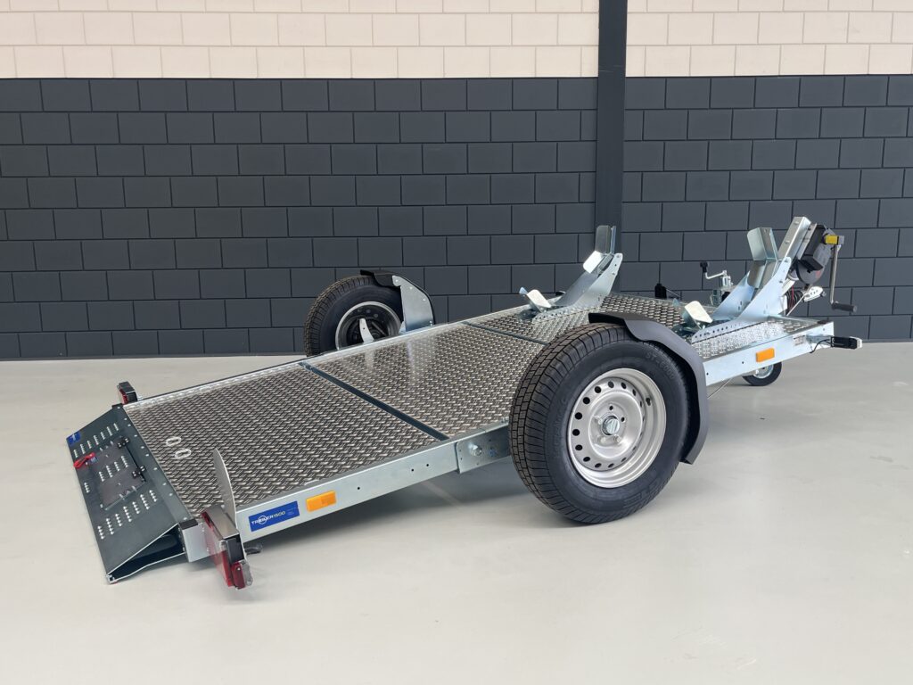 TREILER 1500