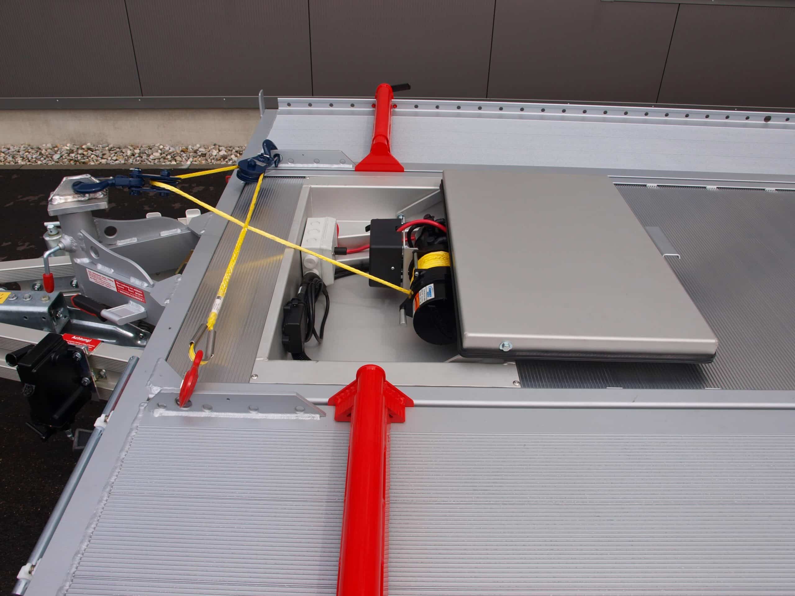 Elektrische lier in kist