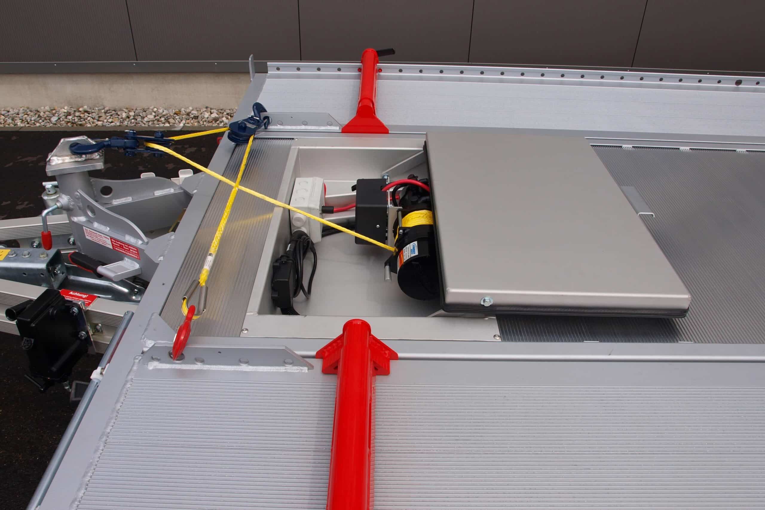 Elektrische lier in kist