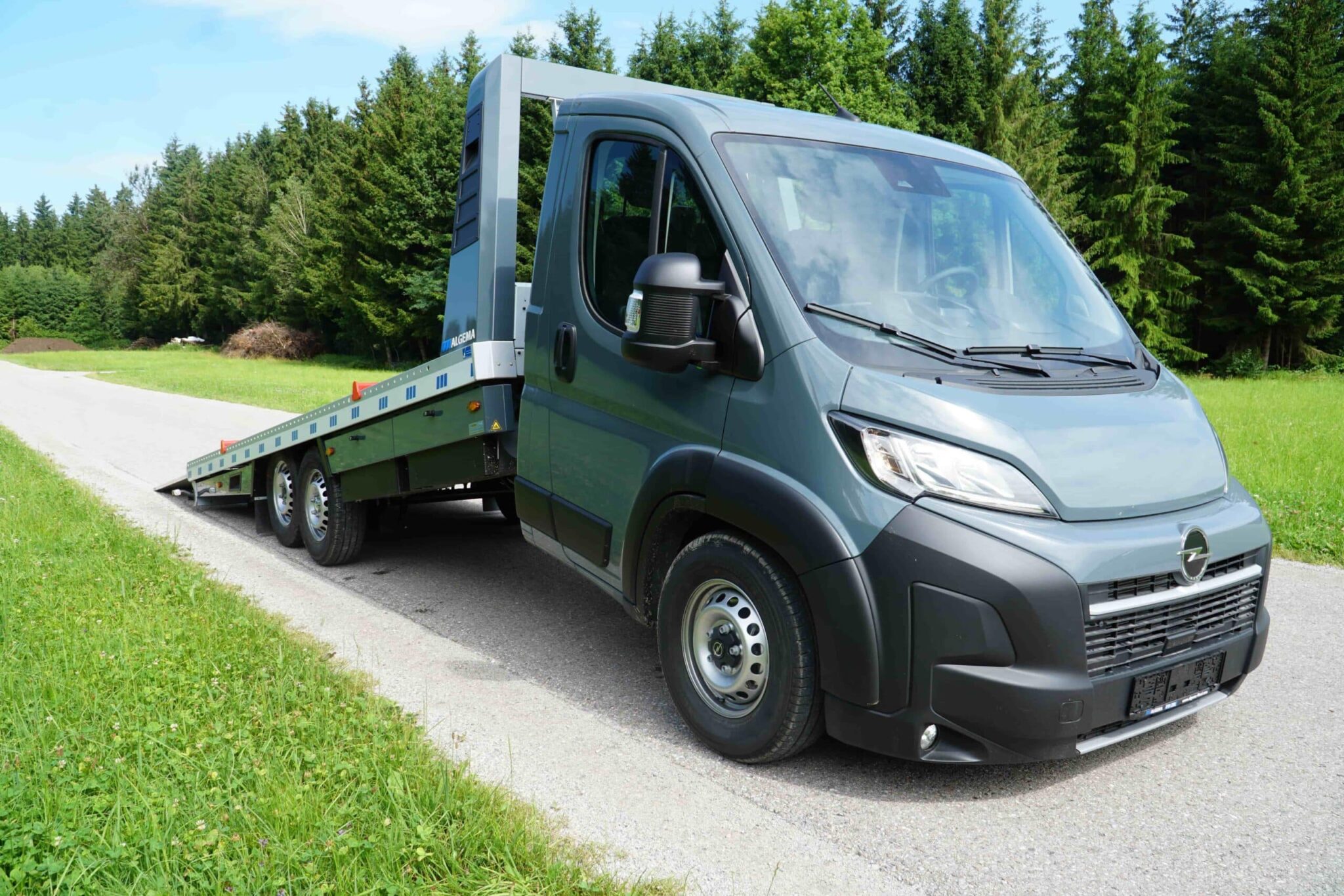 ALGEMA FIT-ZEL oprijwagens op Opel Movano, Fiat Ducato, Citroën Jumper, Peugeot Boxer